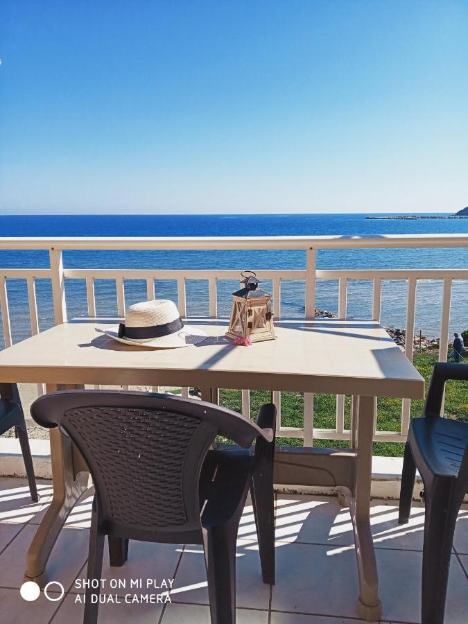 Villa Pouliezos Apartments Alykanas  Extérieur photo