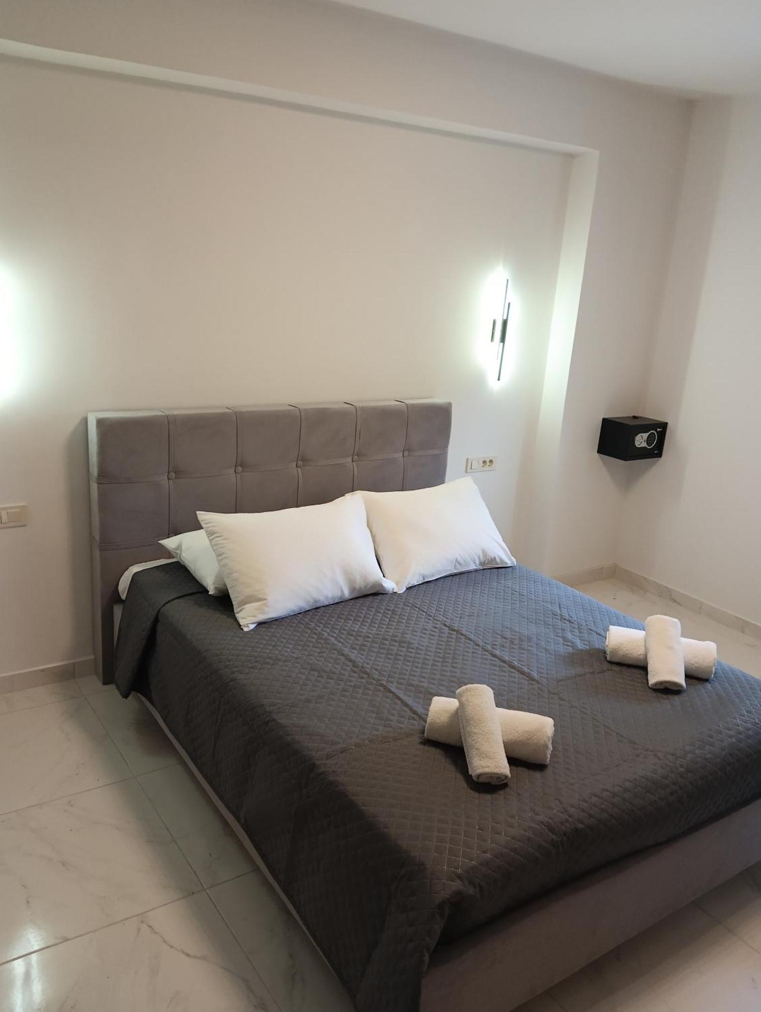 Villa Pouliezos Apartments Alykanas  Extérieur photo